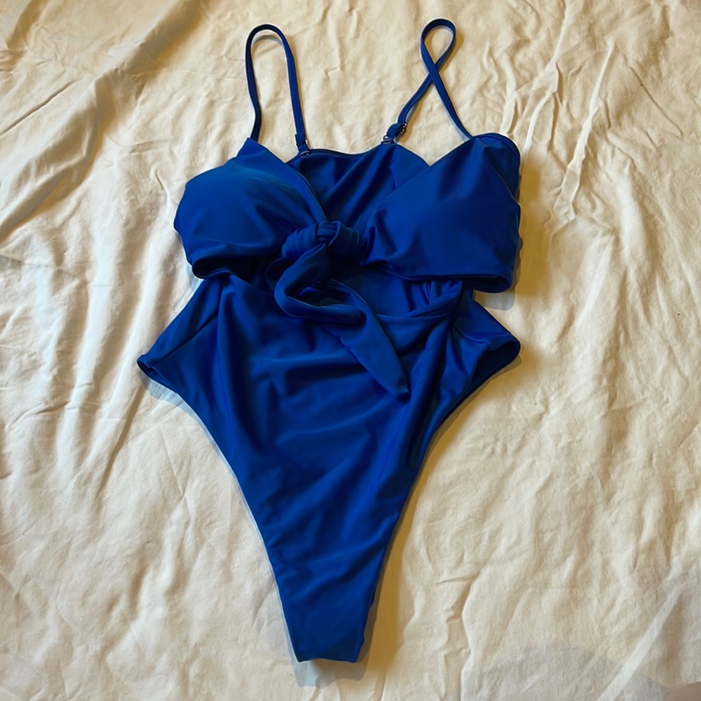 Bow tie push-up one piece